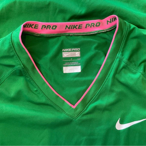 Nike Vivid Green Short Sleeve Tee. See flaw last photo. - Picture 3 of 12
